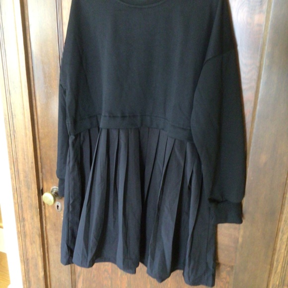 The Chloe Sweatshirt Dress in Black Pepper Sz S NWT - Picture 8 of 10